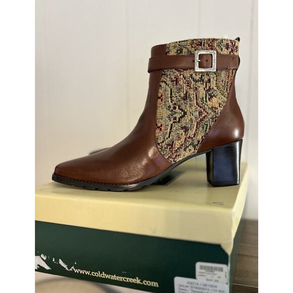 Coldwater Creek Tapestry Leather Ankle Boots Size 7.5 New - Picture 2 of 9